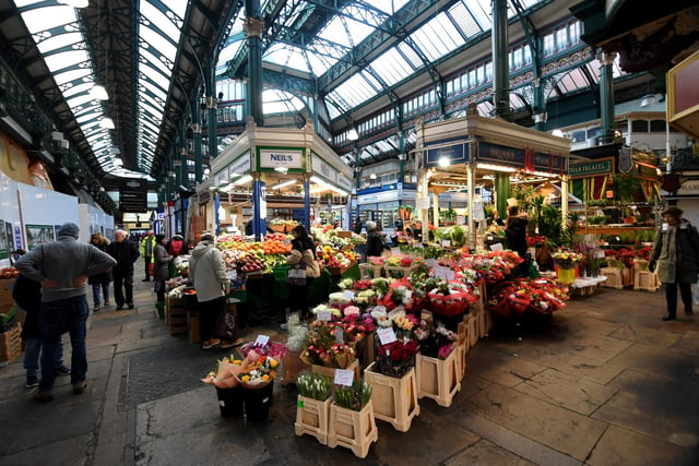 Leeds Kirkgate Market in the city centre is one of the largest indoor markets in Europe. The market remains a much-loved part of Leeds since it opened in the 1800s with fresh food, flowers, jewellery, clothes and more. In 2016, local food vendors joined the market and made the market a foodie-heaven.