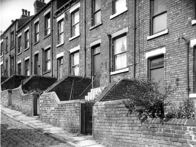 Share your memories of Beeston in 1964 with Andrew Hutchinson via email at: andrew.hutchinson@jpress.co.uk or tweet him - @AndyHutchYPN