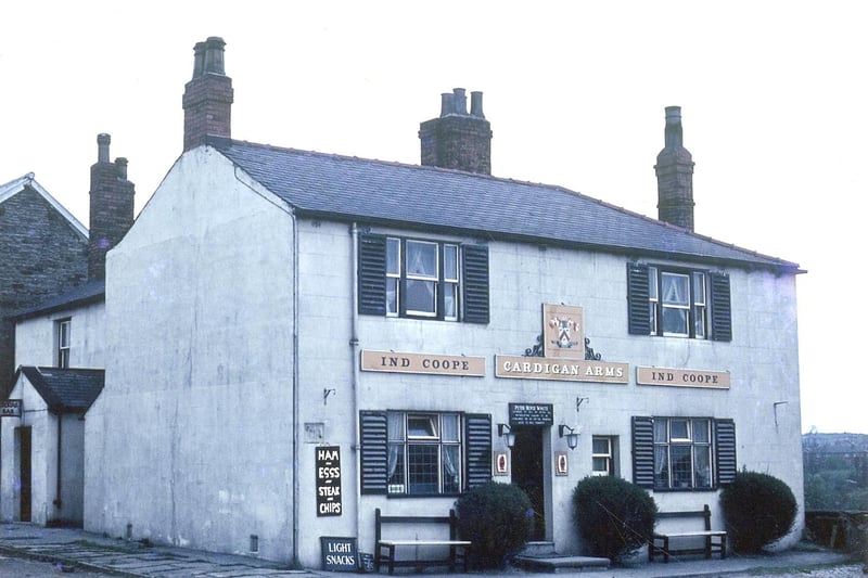 The pub pictured in May 1963. At this time the ale was supplied by Ind Coope signs advertise 'Light Snacks' and meals of 'Ham and Eggs' and Steak and Chips'.