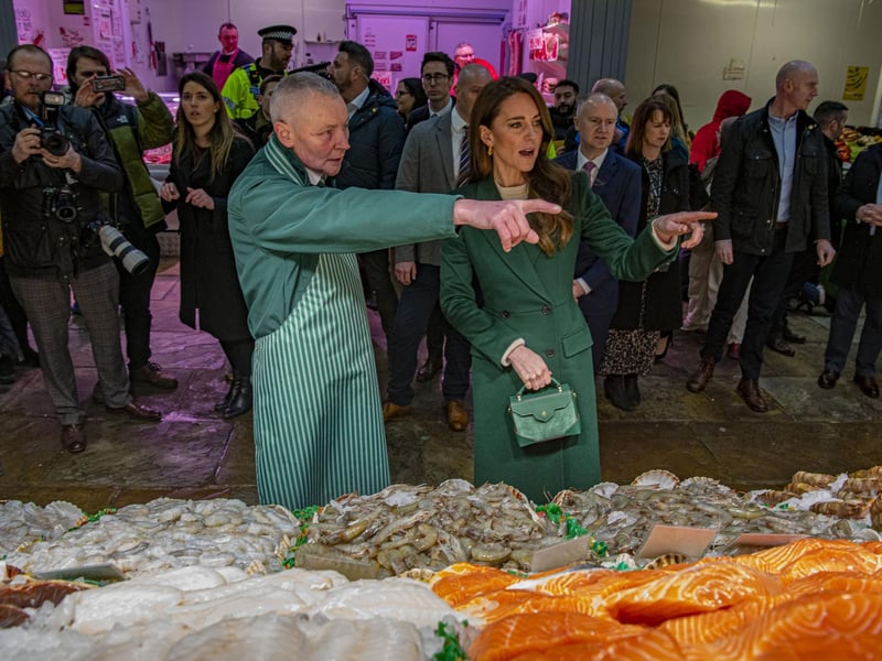 The Princess of Wales visits Leeds Kirkgate Market and speaks to fishmonger Stephen Myers, who has been trading in the market for more than 30 years