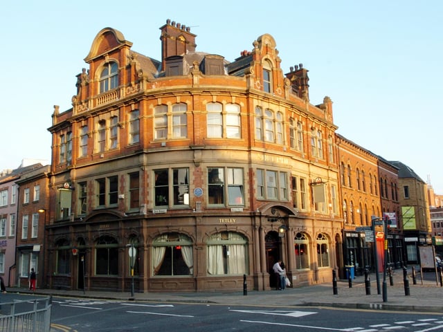 This pub on the corner of Dock Street with Hunslet Road on Leeds Bridge dates back to 1839 although the present inn dates from the turn of the 20th century. Launched as a Tetley Heritage pub by the Lord Mayor of Leeds in October of 1978, The Adelphi was made a Grade II listed building by the Department of National Heritage in April 1994.