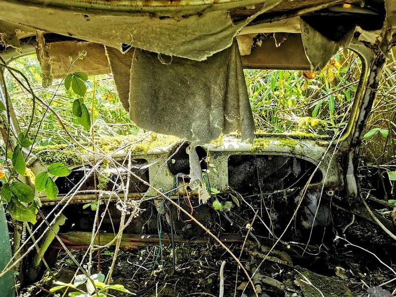 This secret car graveyard is hidden behind another abandoned Normanton hotspot, the Old British Oak Hotel.
