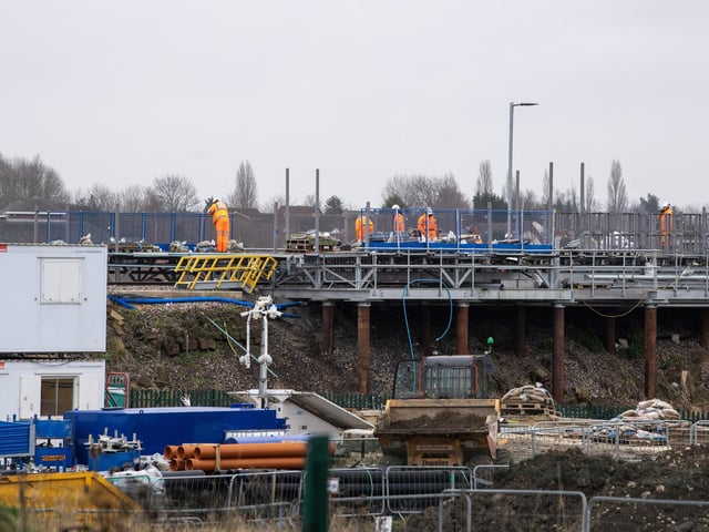 Both link bridges to platforms have also been lifted into position, while works on the access road and finalisation of the station's footpath designs are underway.