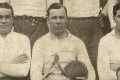 The Welsh winger scored 121 tries and 20 goals in 276 games in blue and amber, captained the team and was a Yorkshire Cup and Challenge Cup winner.
