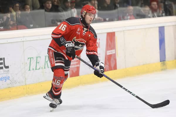 FINAL PIECE: Canadian forward Cullen McLean has filled the final roster spot for Leeds Knights ahead of the 2026-27 NIHL National season - and he comes highly recommended by former Knights Matty Barron and Noah McMullin. Picture courtesy of Neuilly-sur-Marne Bisons