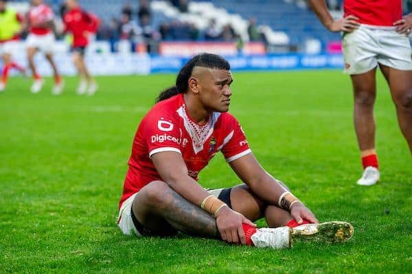 Dejection for Tonga's Mosese Suli after the second Test loss to England. Picture by Allan McKenzie/SWpix.com.