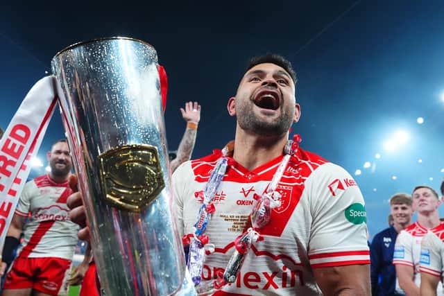 Hull KR's former Leeds Rhinos forward Rhyse Martin celebrates with the Betfred Super League trophy. Picture by Olly Hassell/SWpix.com.