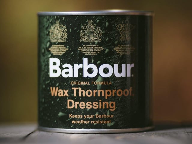 Another favourite to demonstrate the humour within the Leeds accent is the phrase for 'It isn't in the tin', which for a local would come out as 'T'in't in tin'.