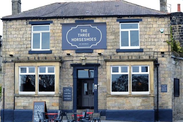 Next, check out The Three Horseshoes. No booking required; walk-ins are the way to get a table. So, make sure you check the weather and prepare for the rest of the run.
Address: 98 Otley Rd, Headingley, Leeds LS16 5JG
