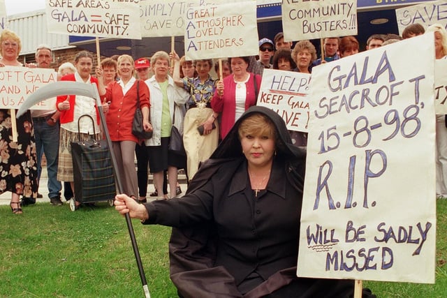 The end of Seacroft Gala in August 1998? Local campaigner Sandra Crozier led the protest.