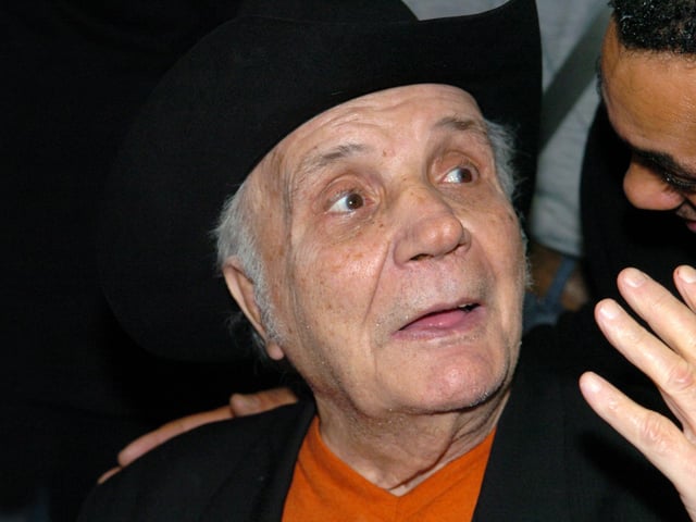 Boxing legend Jake La Motta visited the White Rose Centre in February 2006. The film Raging Bull, released in 1980 and starring Robert De Niro, is based on his life.