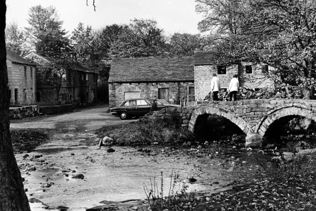 Packhorse Bridge and ford in the village in October 1973.