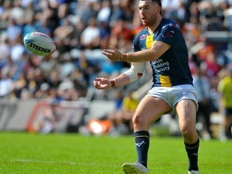 Playing a new role off the bench, had one of his best seasons in his farewell campaign and scored some cracking tries 7.5