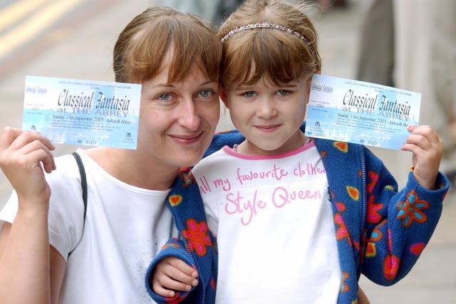 Liz Scott and daughter Anna, six, from Cookridge with their tickets in August 2003.