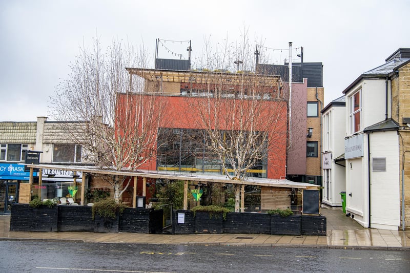 This Chapel Allerton bar has ample outdoor seating, including a sun-trap roof terrace with its own bar