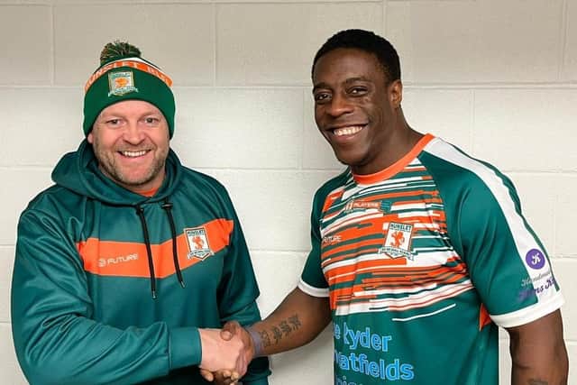 Hunslet coach Alan Kilshaw, left, with new signing Rob Worrincy. Picture by Hunslet RLFC.