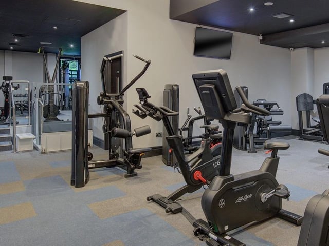 The gym offers new, interactive equipment, a small swimming pool, sauna and steam room and a poolside spa jacuzzi. There are also Zumba, Pilates, LBT, Burn It, aqua, yoga and spin classes.