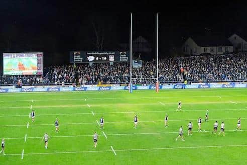Hull are visiting Headingley for the second time this season, having won 22-18 in February. Picture by Allan McKenzie/SWpix.com.