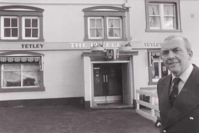 Did you a drink here back in the day? The Fleece in Upper Wortley pictured in October 1977.