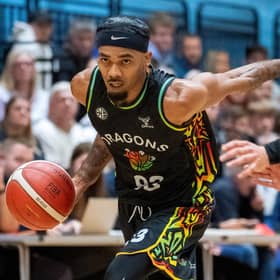 Nick Lewis and Yorkshire Dragons will play in front of 600 fans in Leeds on Saturday.