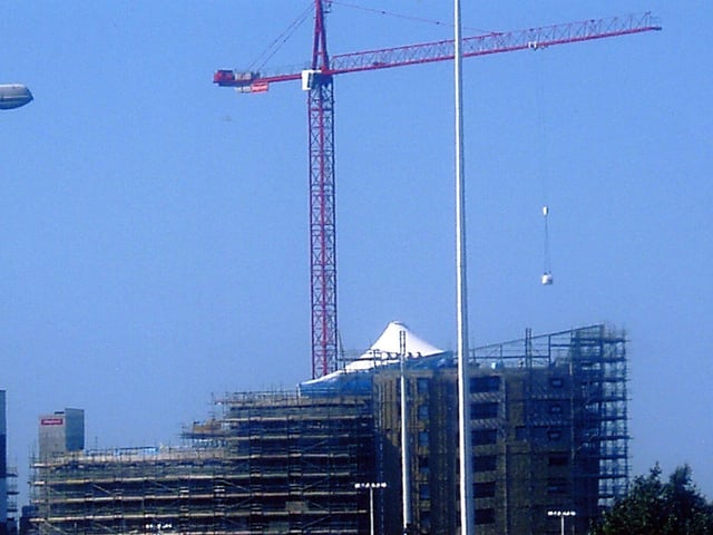 Share your memories of Leeds in 2006 with Andrew Hutchinson via email at: andrew.hutchinson@jpress.co.uk or tweet him - @AndyHutchYPN