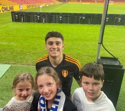 Amber, Jazmin and Kane Lee with Dan James at the Suncorp Stadium
