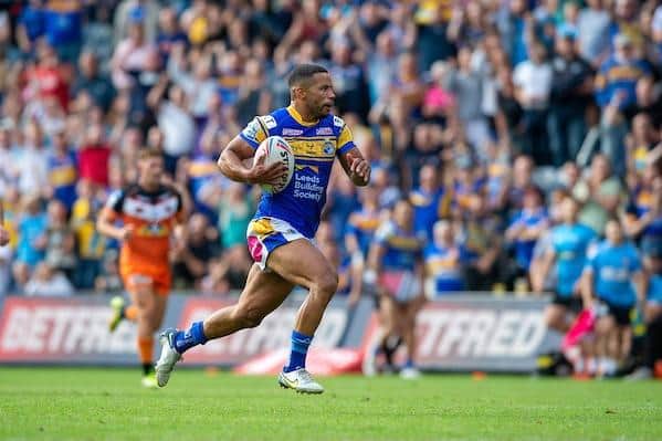 Kruise Leeming runs in for the converted try - from a break by Zak Hardaker - which got Rhinos on level terms against Castleford. 
Picture by Bruce Rollinson/SWpix.com.