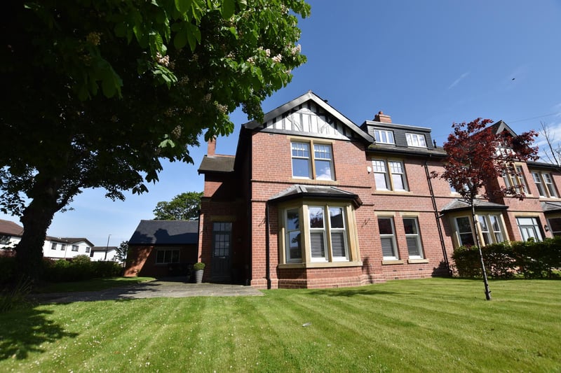 The five-bedroom property has a generous plot with lawn gardens to the front, side and rear as well as an oversized double garage with wide driveway in front.