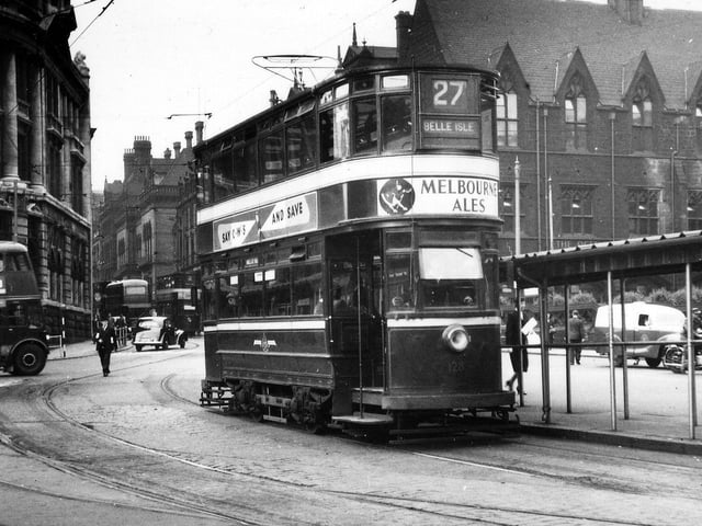 Tram no.128 on route 27 to Belle Isle by the tram stops at the bottom of Park Row in August 1953. In the background on the right is Priestley Hall, designed by George Corson and originally the school for the adjacent Mill Hill Chapel when built in 1858-9. At the time of the photo it was the offices of Ocean Accident & Guarantee Corporation Ltd. In 1968 it was sold to the Nat West Bank who demolished it and replaced it with Priestley House, which in turn was replaced by the present office block of no.1 Park Row in the late 1990s. On the left, Barclays Bank is on the ground floor of the Norwich Union/Standard Life building, now the site of no.1 City Square.