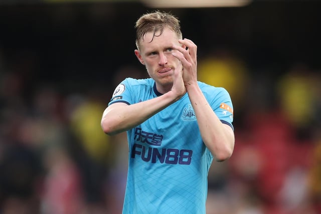 West Brom are reportedly interested in signing Newcastle United's Sean Longstaff. The midfielder is facing uncertainty over his future following the Magpies' takeover. (Football League World)