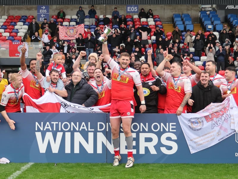East Leeds completed a second successive promotion by beating neighbours Oulton Raiders 23-10 in the National League Division One play-off final at Wakefield Trinity's DIY Kitchens Stadium, Belle Vue.