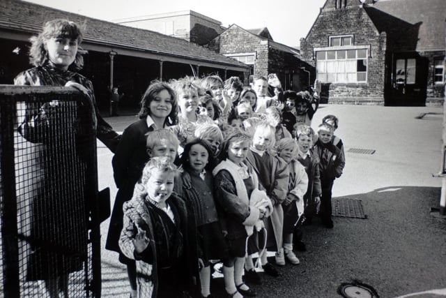 Do you remember these pupils at Peel Street School?