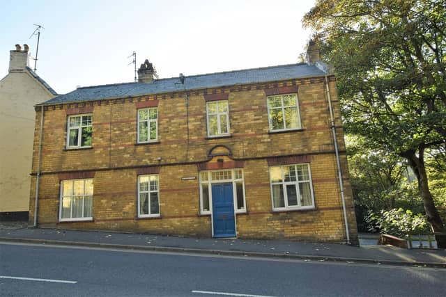 This semi-detached home on Peasholm Rise, 4 Peasholm Road, Scarborough, YO12 7TT , is priced at £325,000.