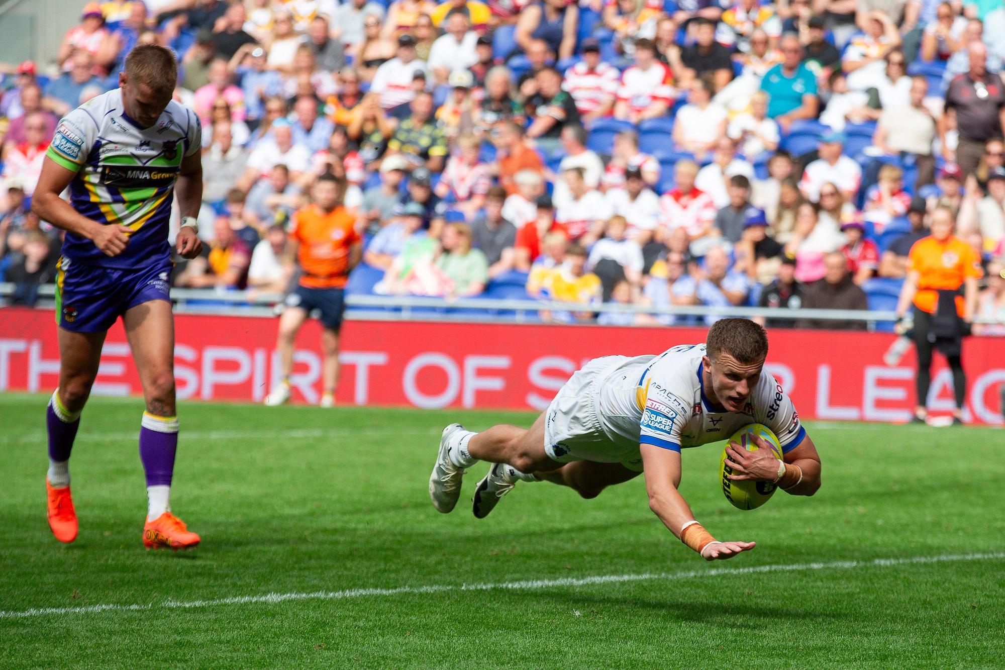 Could be better say Leeds Rhinos fans, Ash Handley hailed after win v ...