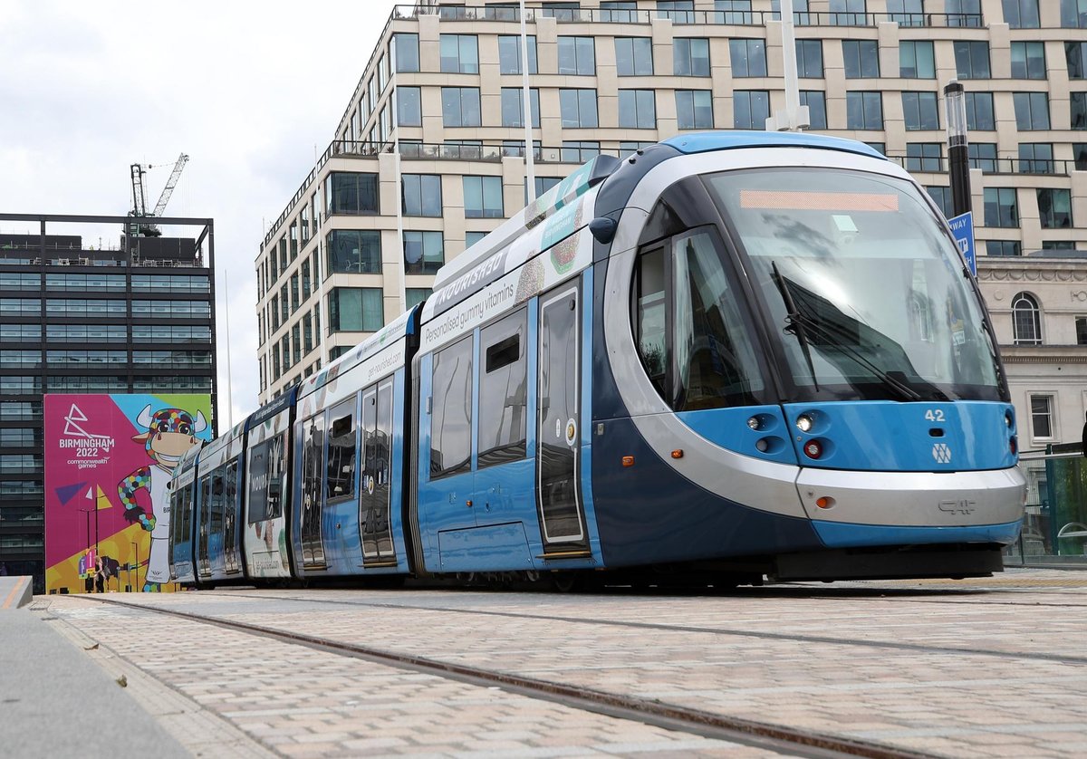 Doubt cast on West Yorkshire mass transit plan as key Leeds routes among  first to be developed