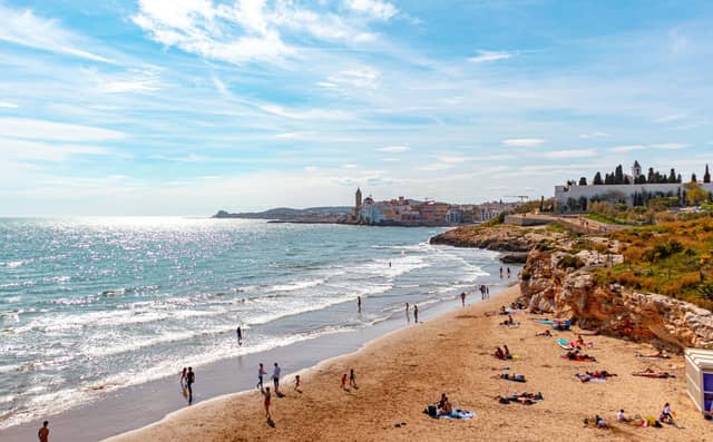 Ditching the traditional method of booking flights and holiday getaways can go a long way via easyfundraising