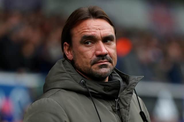 IPSWICH, ENGLAND - OCTOBER 22:  Daniel Farke, manager of Norwich City looks on before the Sky Bet Championship match between Ipswich Town and Norwich City at Portman Road on October 22, 2017 in Ipswich, England.  (Photo by Dan Istitene/Getty Images)