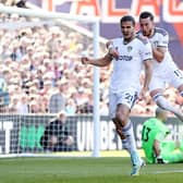 LONDON, ENGLAND - OCTOBER 09: Pascal Struijk of Leeds United celebrates scoring their side's first goal with teammate Jack Harrison during the Premier League match between Crystal Palace and Leeds United at Selhurst Park on October 09, 2022 in London, England. (Photo by Ryan Pierse/Getty Images)