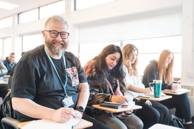 UCAS Clearing - confusing much? UCLeeds explores applications and why they’re the new start you didn’t know you needed.