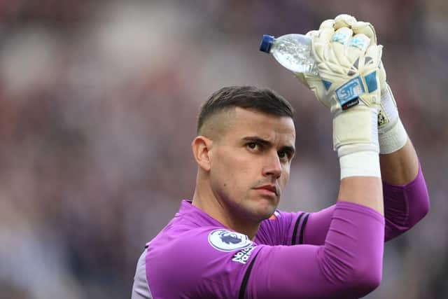 NEWCASTLE UPON TYNE, ENGLAND - OCTOBER 30: Newcastle goalkeeper Karl Darlow appaluds the fans during the Premier League match between Newcastle United and Chelsea at St. James Park on October 30, 2021 in Newcastle upon Tyne, England. (Photo by Stu Forster/Getty Images)
