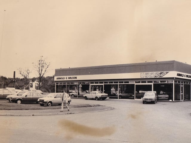 Arnold G Wilson's showroom on Low Road in Horsforth. Pictured in October 1983.