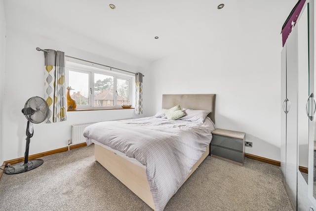 To the first floor there are three good size bedrooms with plenty of natural light.