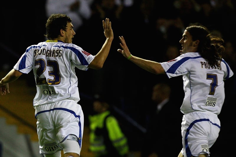 Robert Snodgrass (L) of Leeds celebrates his goal with David Prutton during the Carling Cup Third Round match between Leeds United and Hartlepool United at Elland Road .(Photo by Matthew Lewis/Getty Images)