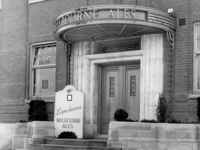 The  Fforde Grene pictured in April 1939. It  was opened in November 1938 by the Melborne brewery. The name was taken from the Ford family estate in Staffordshire; the old hall was called Fforde Grene. Managing director of the Melborne brewery was Edward V. Ford. Located at the junction of Harehills Lane and Roundhay Road. The pub was closed in July 2004 following a police raid.