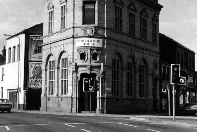 Northwood House replaced the  former Midland Bank on North Street .