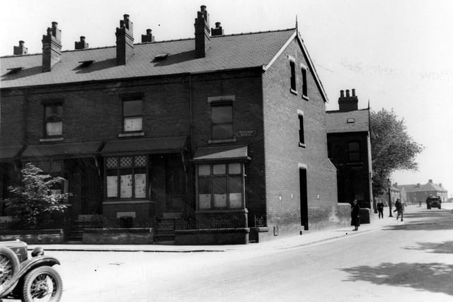 The corner of Trafford Avenue and Foundry Lane (renamed Foundry Approach) in June 1939.