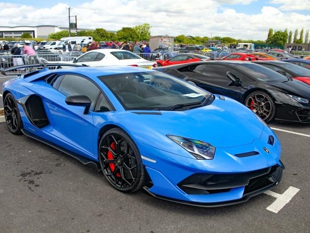 Jason Holman, Director of Leeds Supercar Meet, said he was "really passionate about making sure that no one has to face a mental health difficulty alone", which is why the event supported Leeds Mind.