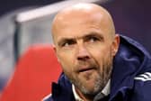 AMSTERDAM, NETHERLANDS - OCTOBER 26: Alfred Schreuder, Head Coach of Ajax looks on prior to the UEFA Champions League group A match between AFC Ajax and Liverpool FC at Johan Cruyff Arena on October 26, 2022 in Amsterdam, Netherlands. (Photo by Dean Mouhtaropoulos/Getty Images)