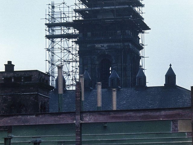 Share your memories of Morley in 1962 with Andrew Hutchinson via email at: andrew.hutchinson@jpress.co.uk or tweet him - @AndyHutchYPN