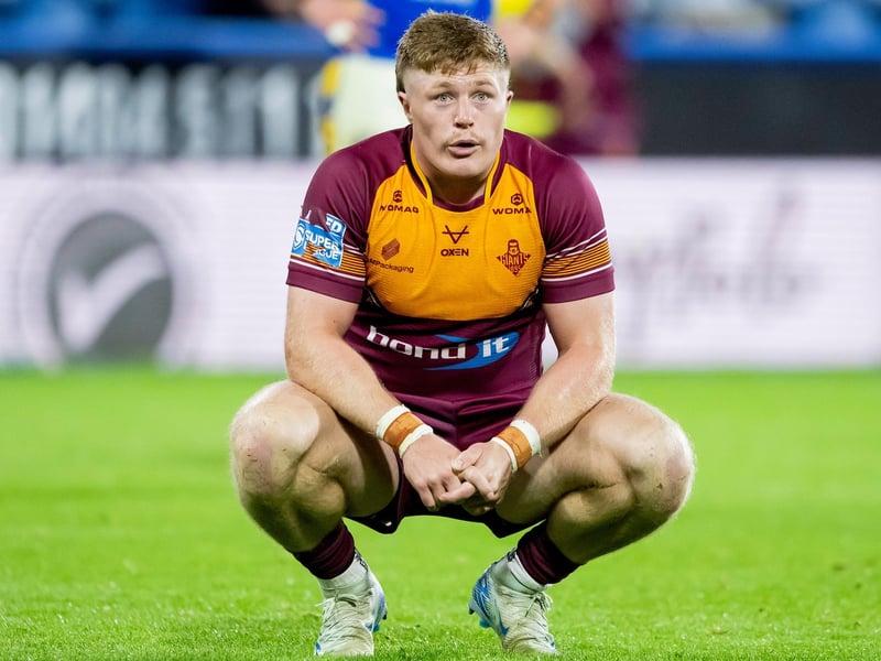 Grade A drops knees: one penalty point, total points four - fine.